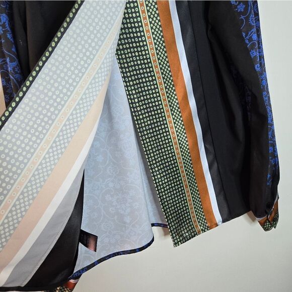 Clover Canyon Long Sleeves Floral Open Back Button Closure Blouse Small - Picture 6 of 9